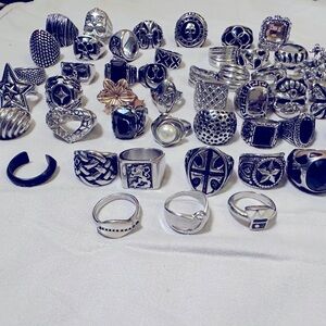 Lot of Fashion Rings M+W All Sizes